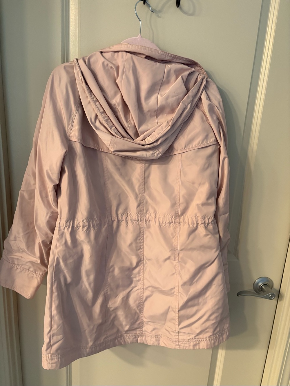MICHAEL Michael Kors Light Pink Hooded Rain Jacket - Picture 2 of 8